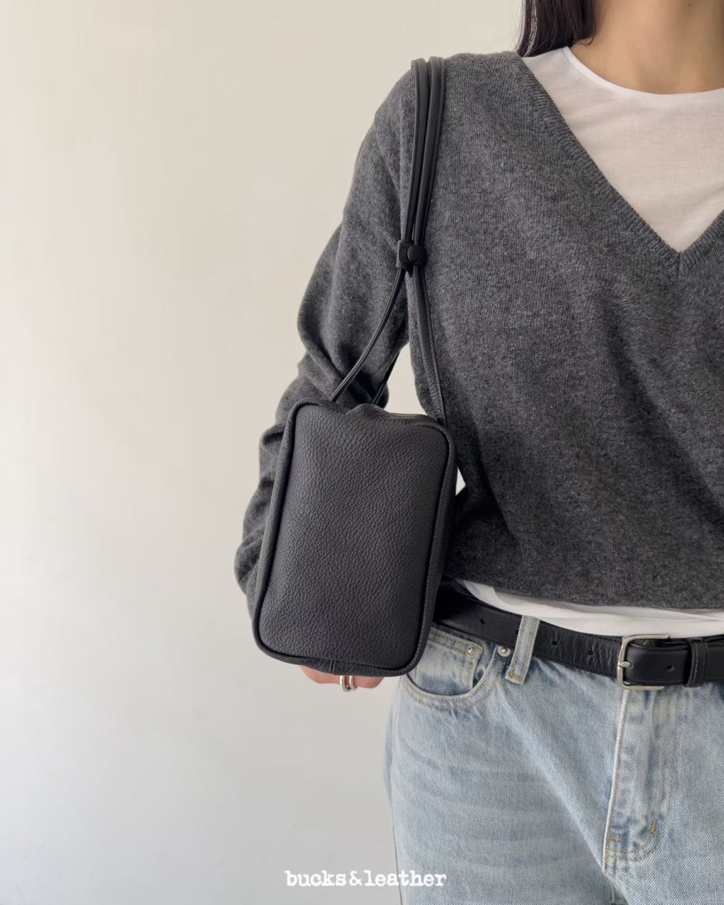 Bucks & Leather 爆款枕頭包