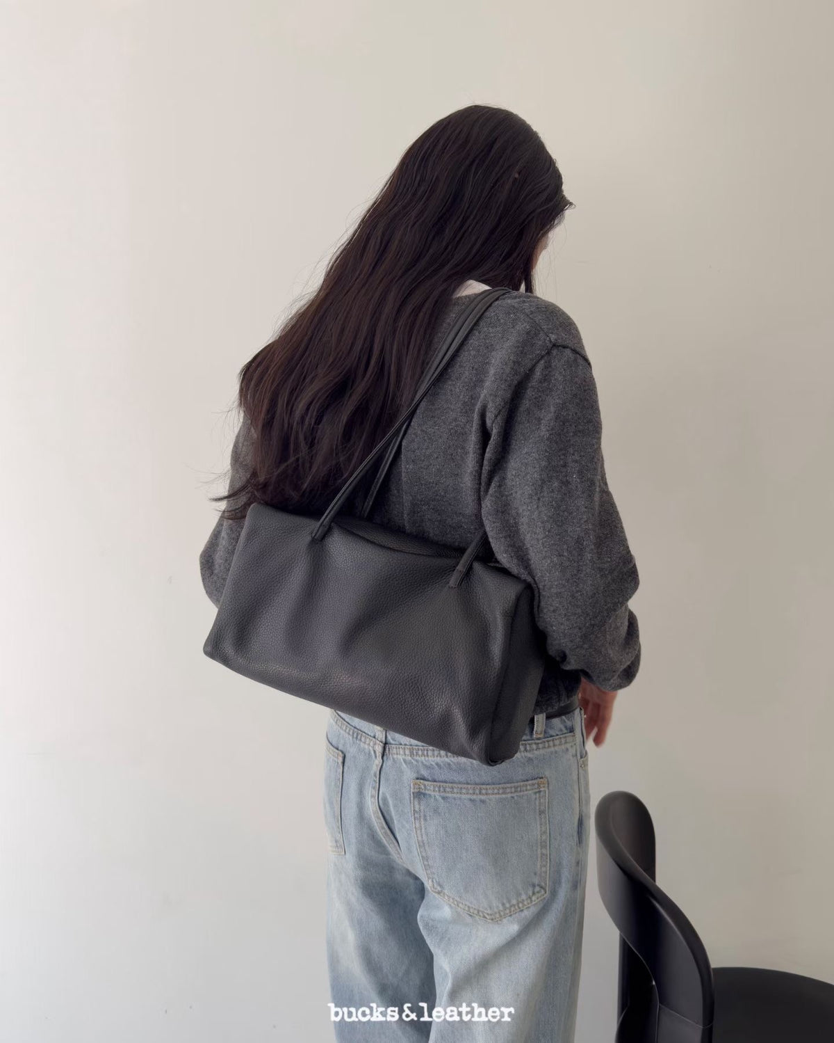 Bucks & Leather 爆款枕頭包